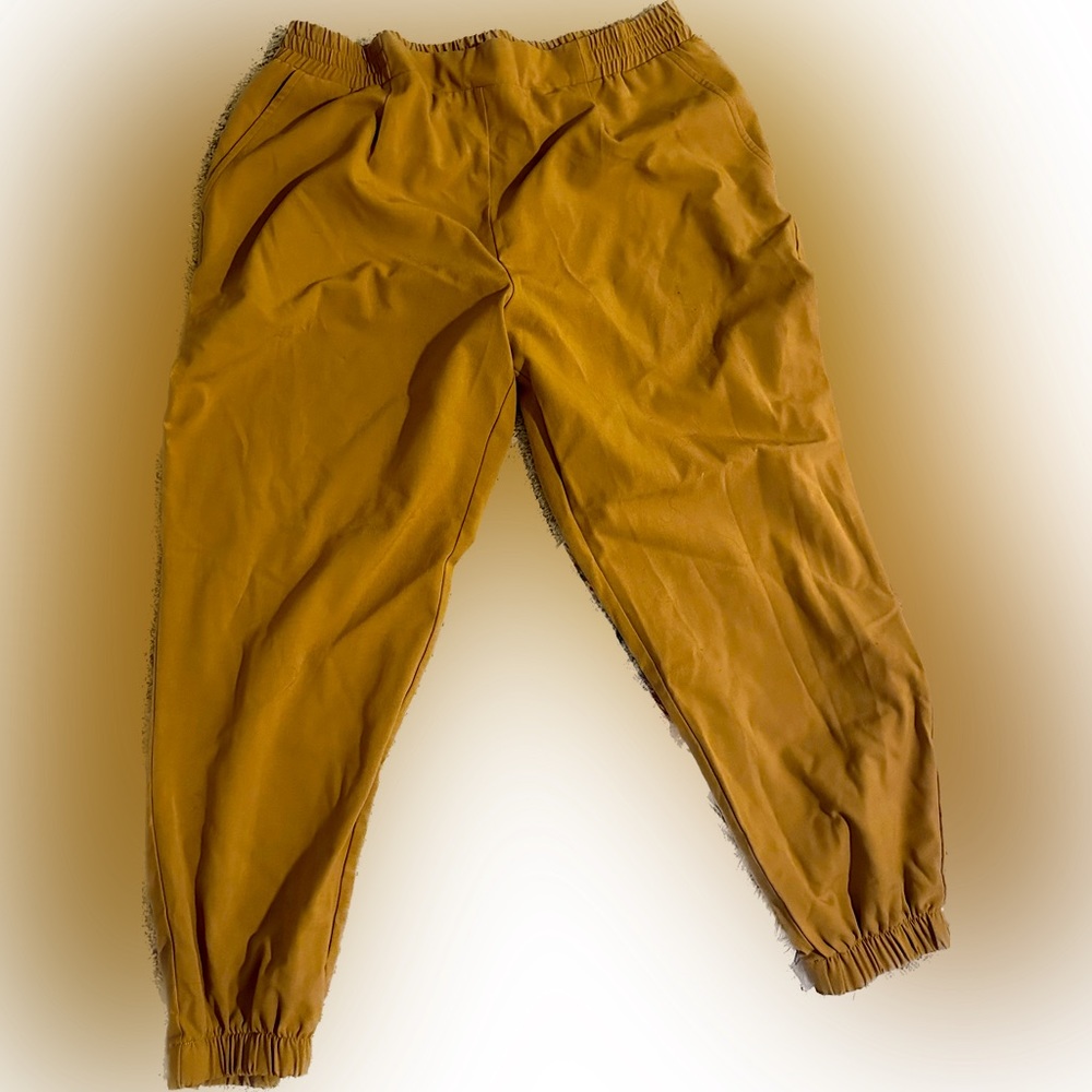 Mustard Ophelia Roe dressy joggers